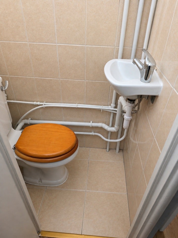 Room Morning Lane in Greater London