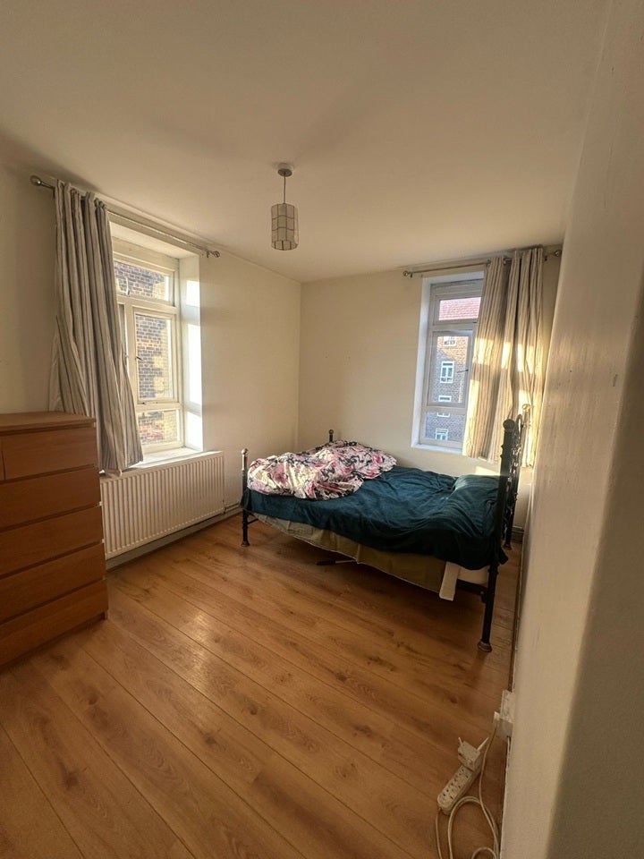 Room Morning Lane in Greater London