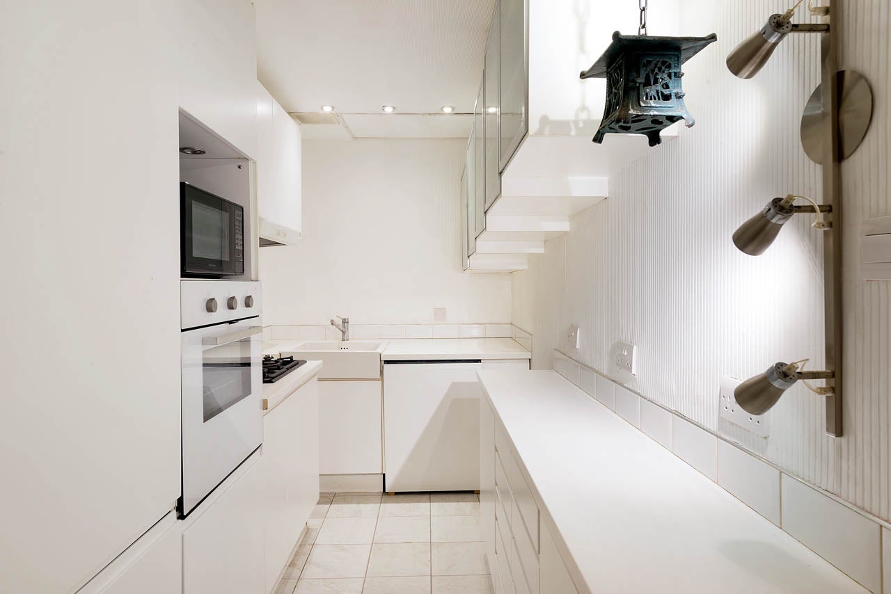 Flat Queen's Gate in Greater London