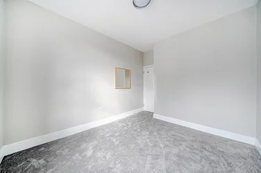 Flat Grenfell Road in Greater London