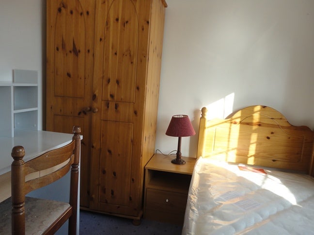 Room Swinford Road in Birmingham