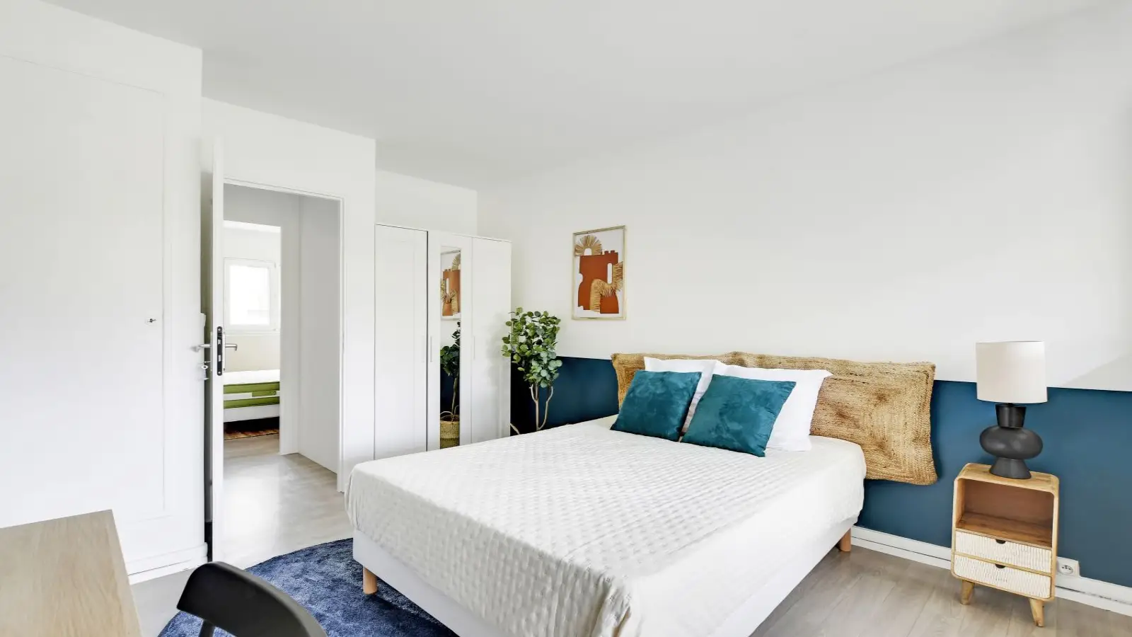 Room Rue Jean Mermoz in Paris