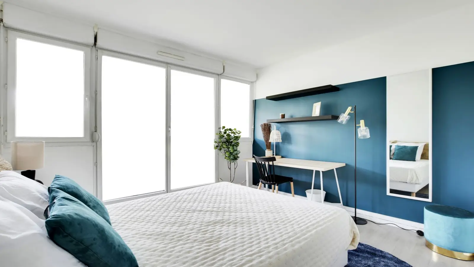 Room Rue Jean Mermoz in Paris