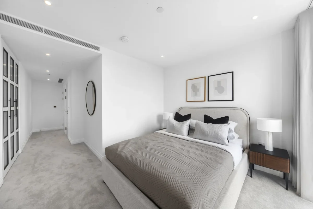 Flat Pulton Place in Greater London