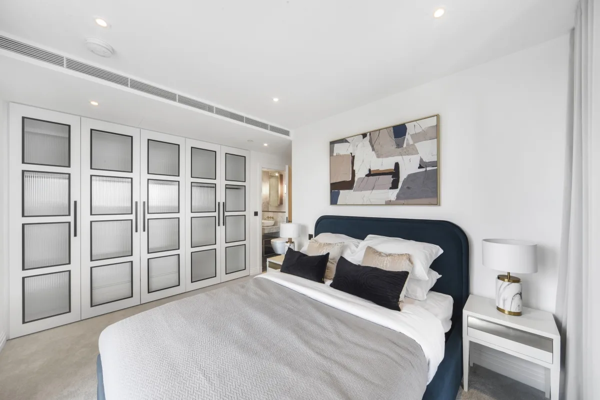 Flat Pulton Place in Greater London