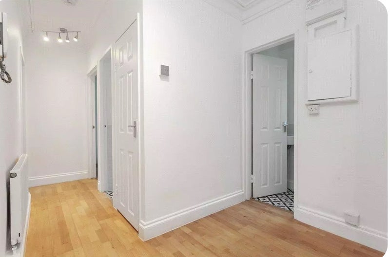 Room Thursley Gardens in Greater London