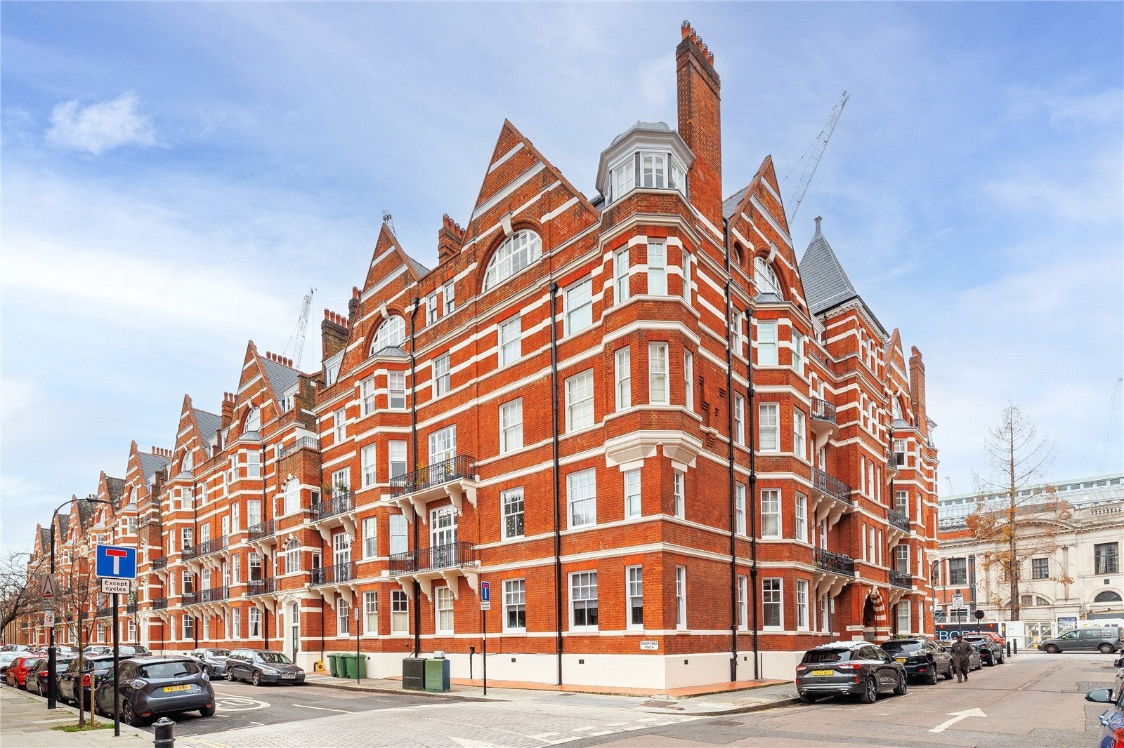 Flat Bishop King's Road in Greater London