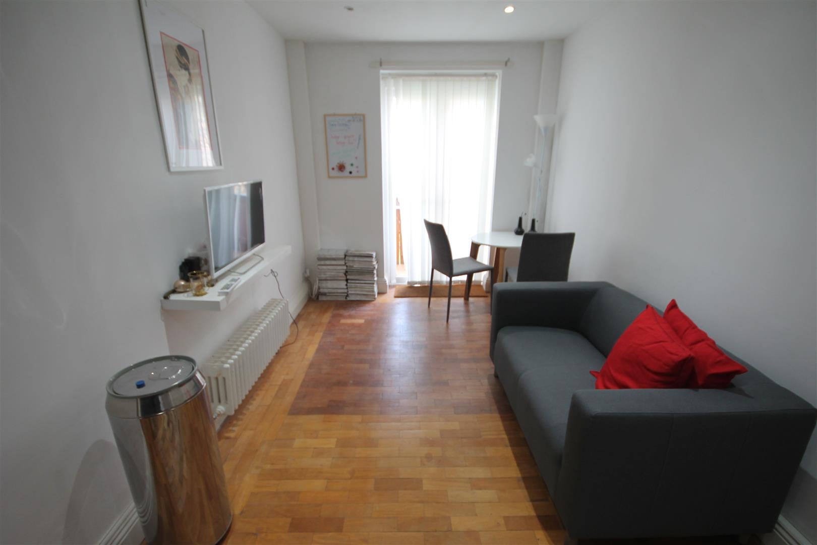 Flat Westgate Road in Newcastle upon Tyne