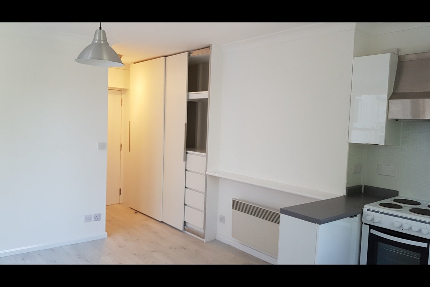 Flat Oakhurst Grove in Greater London