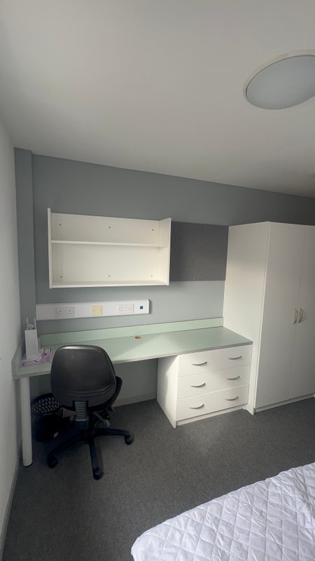 Room Portland Road in Newcastle upon Tyne