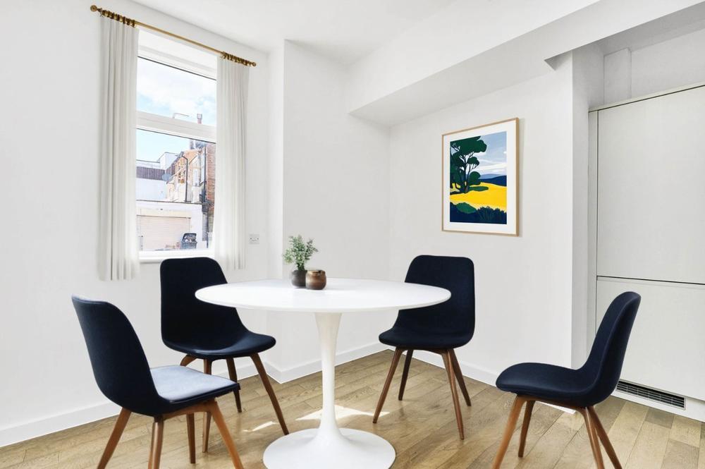 House Beverston Mews in City of Westminster