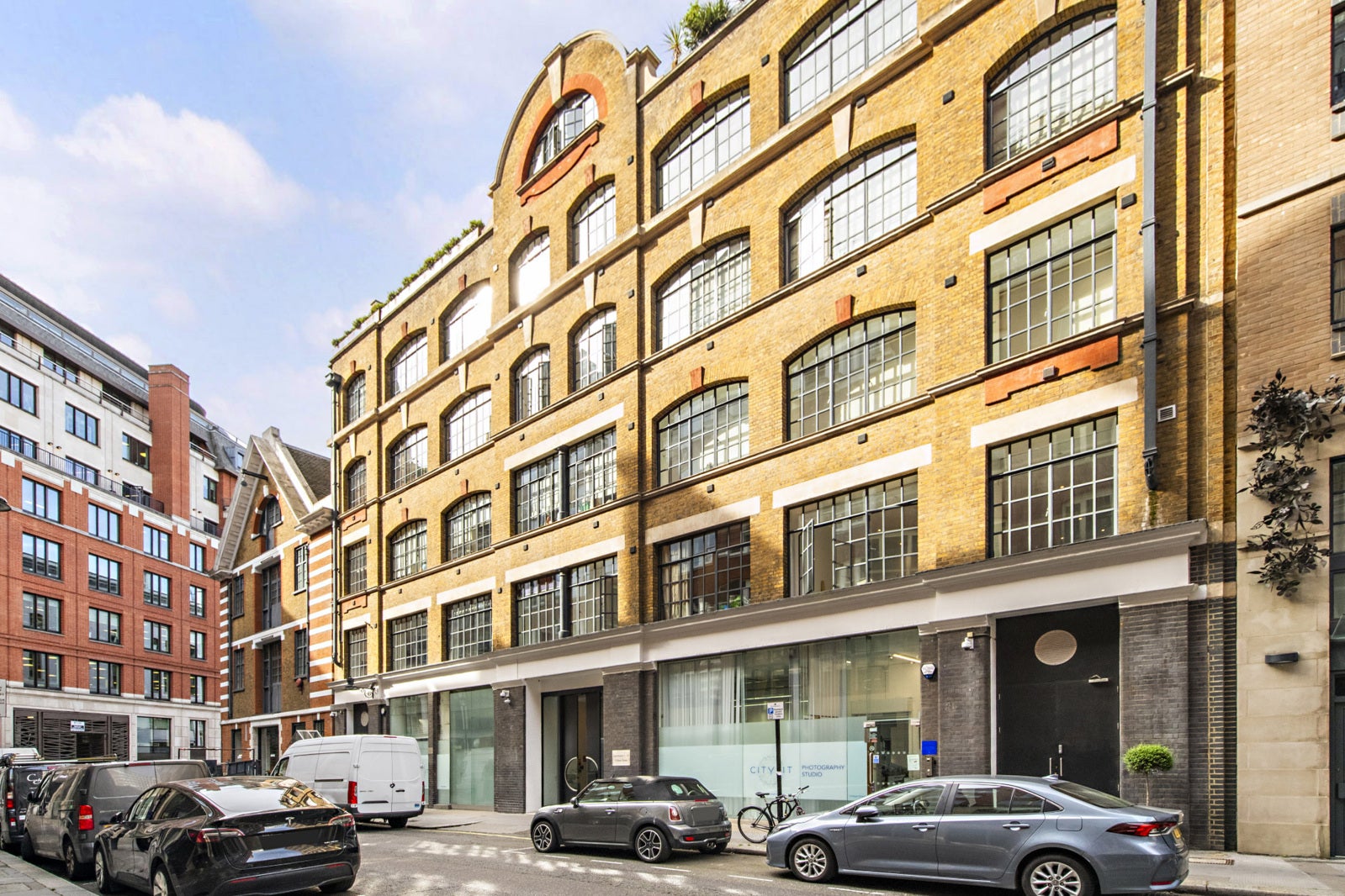 Flat Kean Street in City of Westminster
