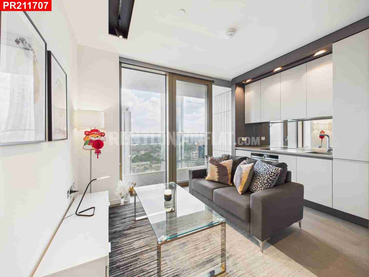 Flat Park Drive in Greater London