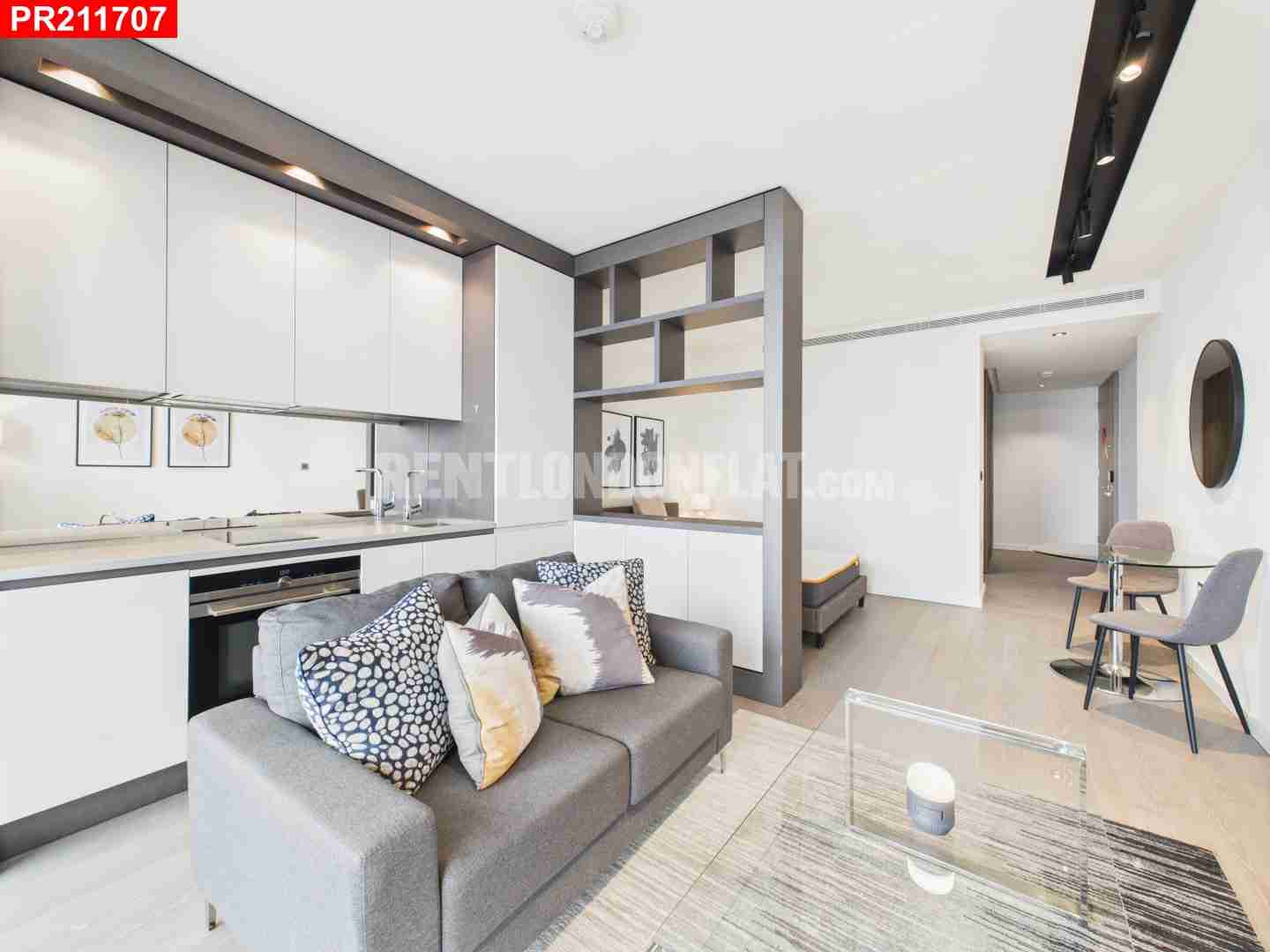 Flat Park Drive in Greater London