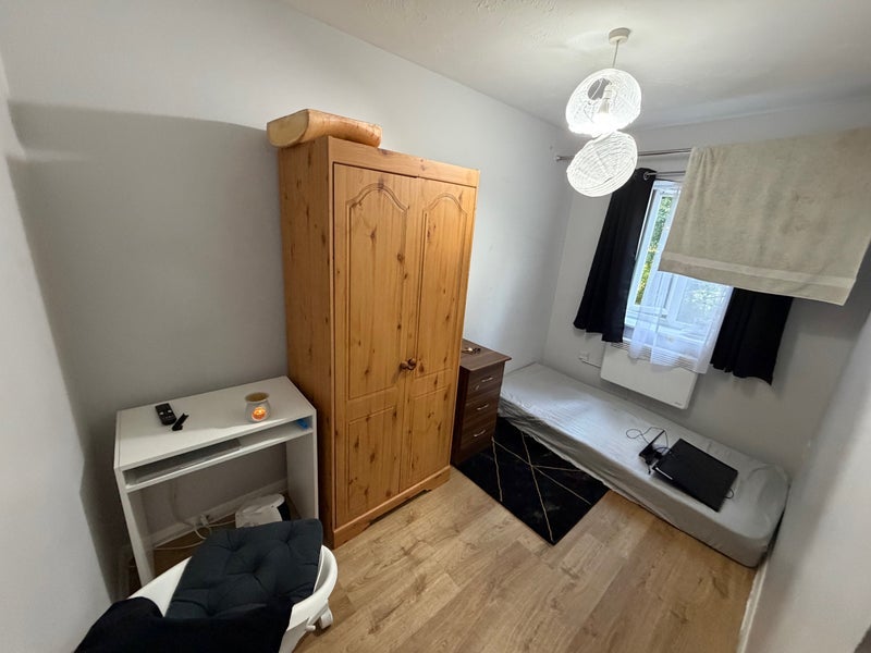 Room Whitley Mead in Harry Stoke