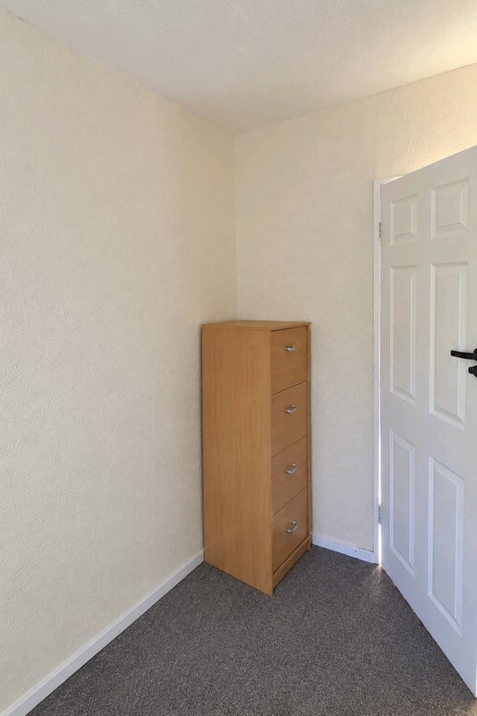 Room Saint Marys Road in Bristol