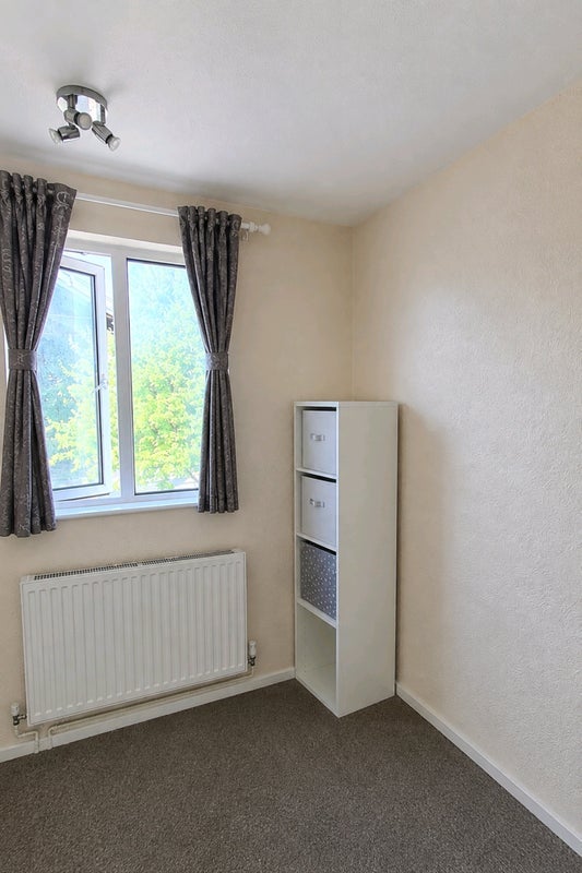 Room Saint Marys Road in Bristol