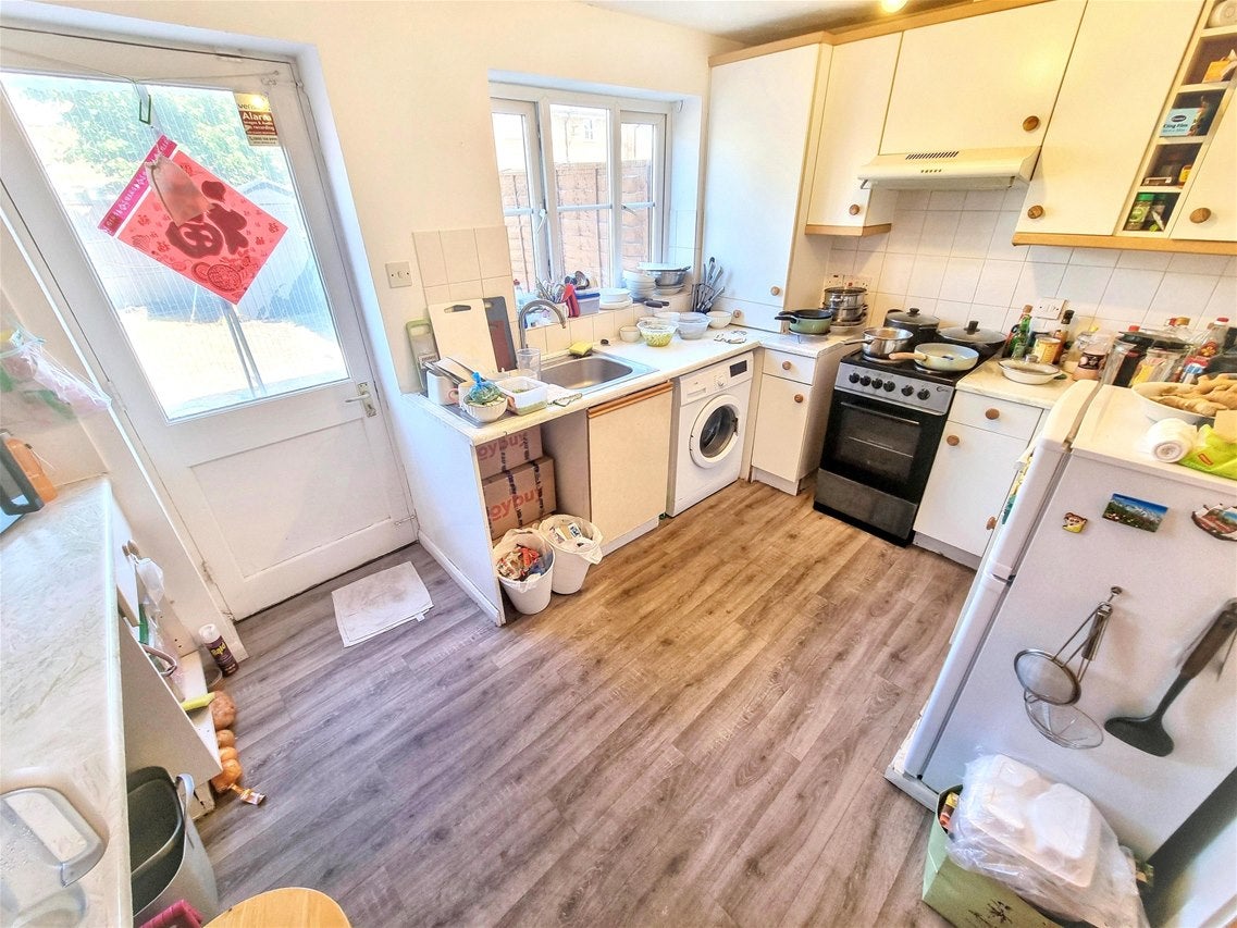 House Widgeon Close in Greater London