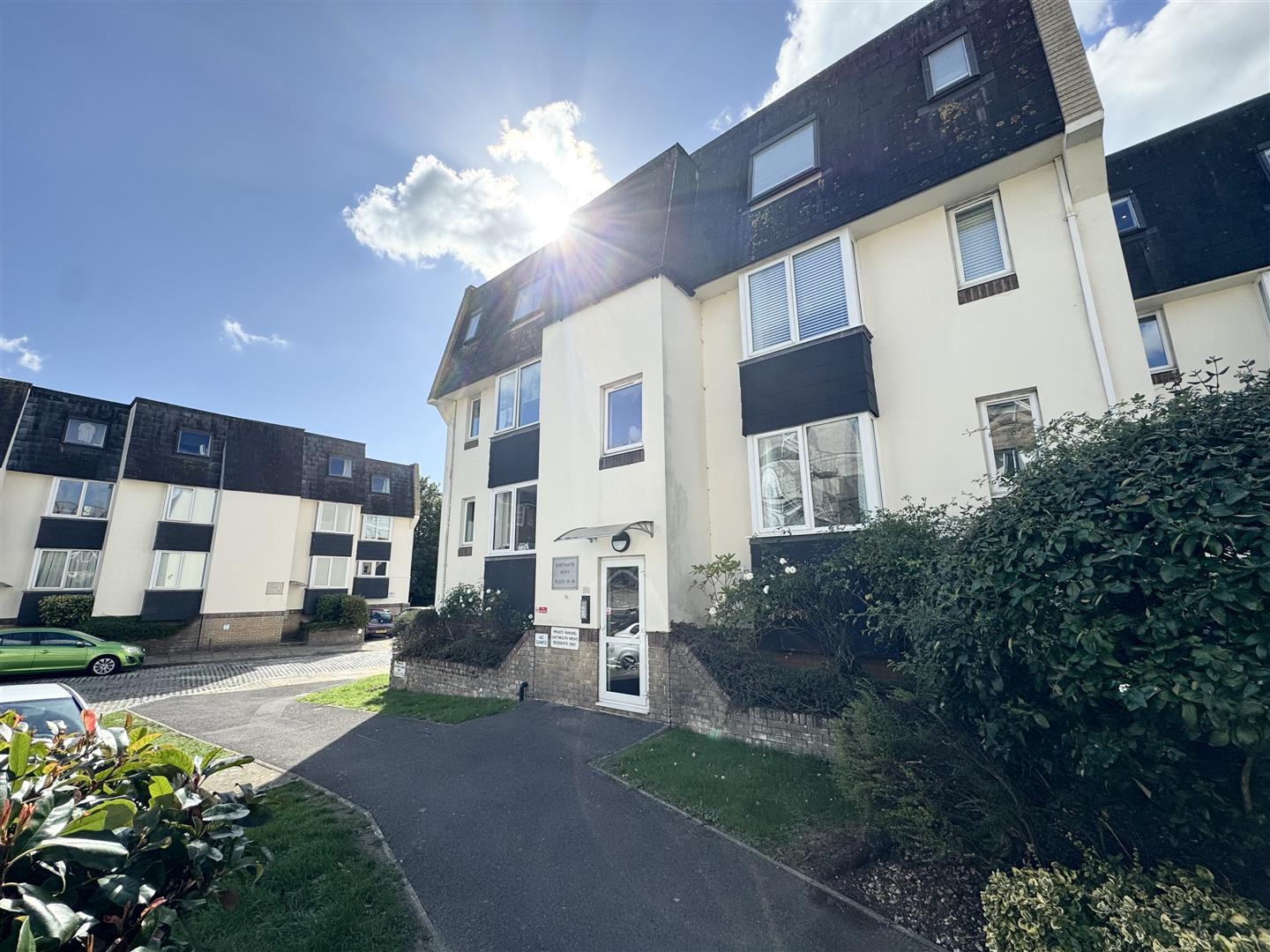 Flat St Edward's Road in Portsmouth