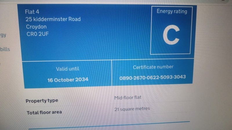 Flat Kidderminster Road in Greater London