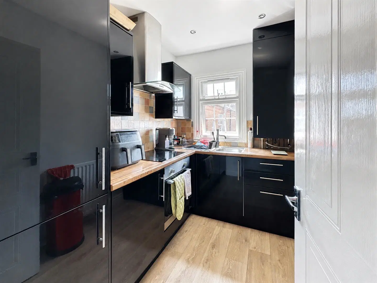Flat Clarendon Road in Kenilworth