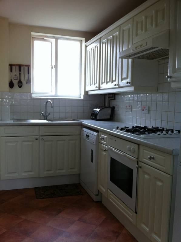 Room Sir Cyril Black Way in Greater London