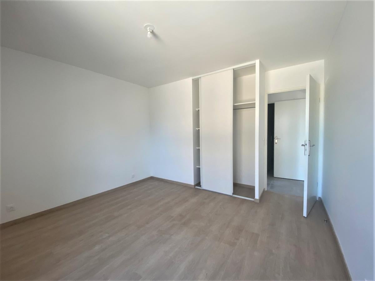 Flat Rue du Docteur Jacques Touati in Persan