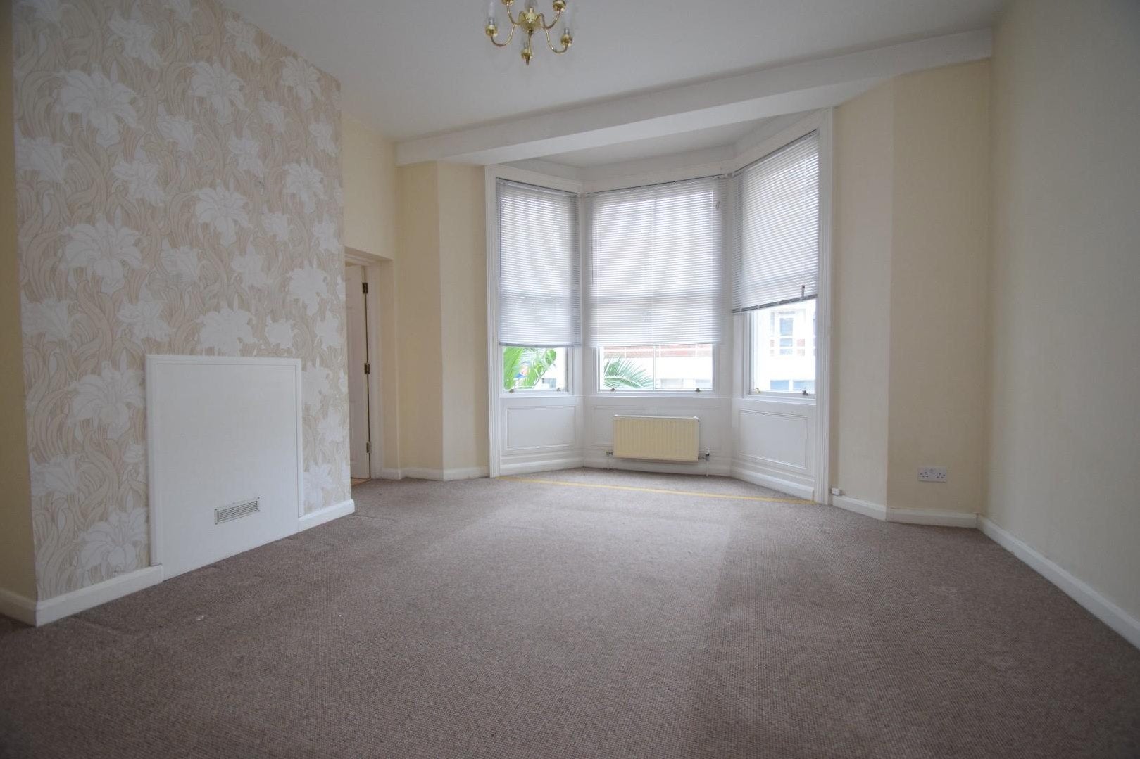 Flat Cavendish Place in Eastbourne
