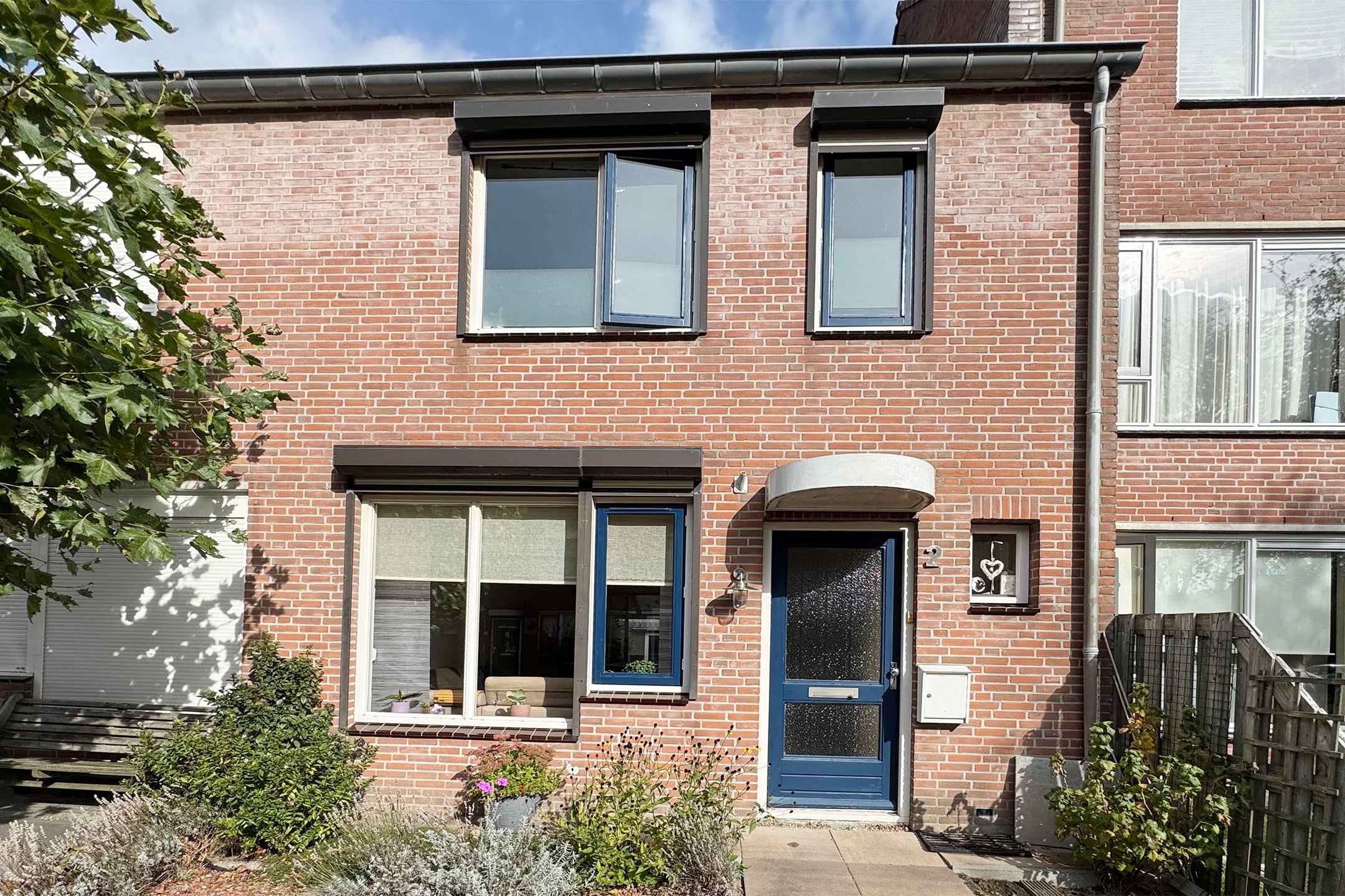 Huis J C Hoevenaarstraat 2 in Lage Zwaluwe
