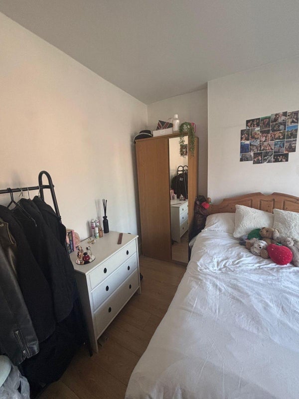 Room Burton Road in Manchester