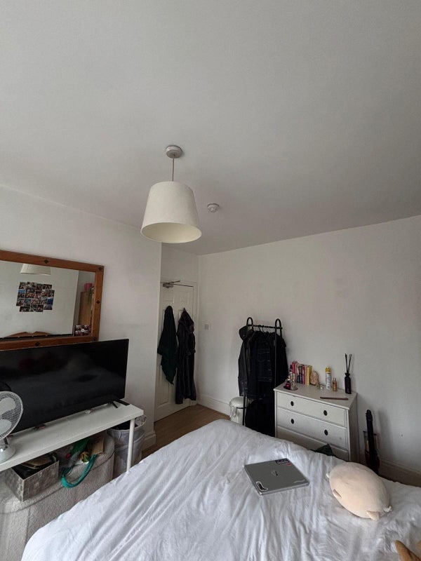 Room Burton Road in Manchester