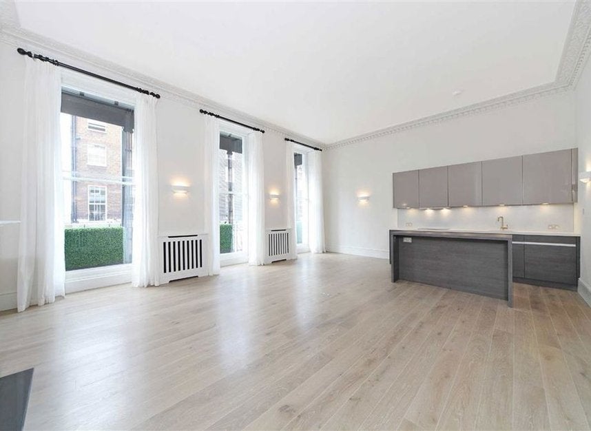 Flat Gloucester Place in City of Westminster