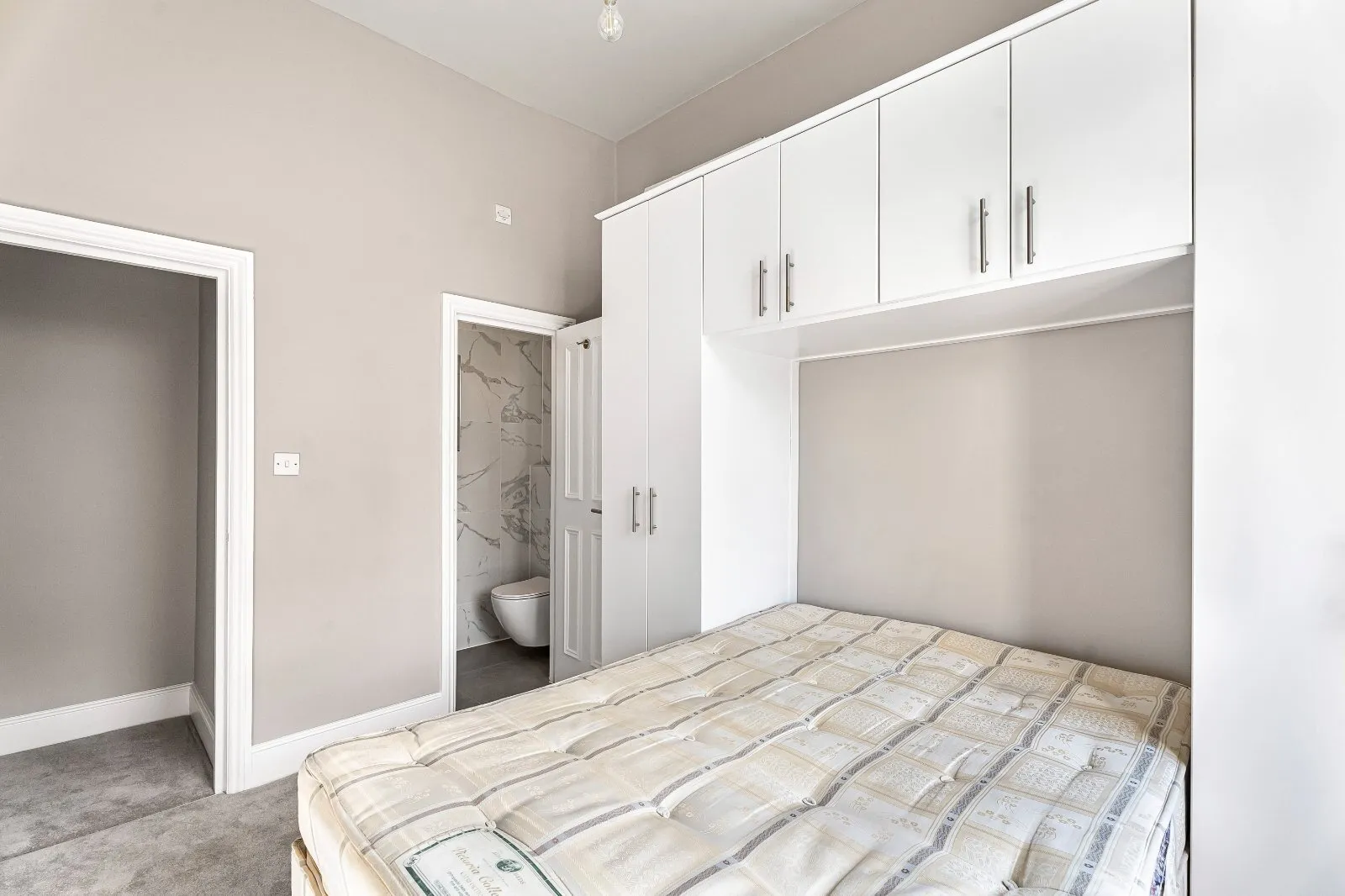 Flat Fordwych Road in Greater London