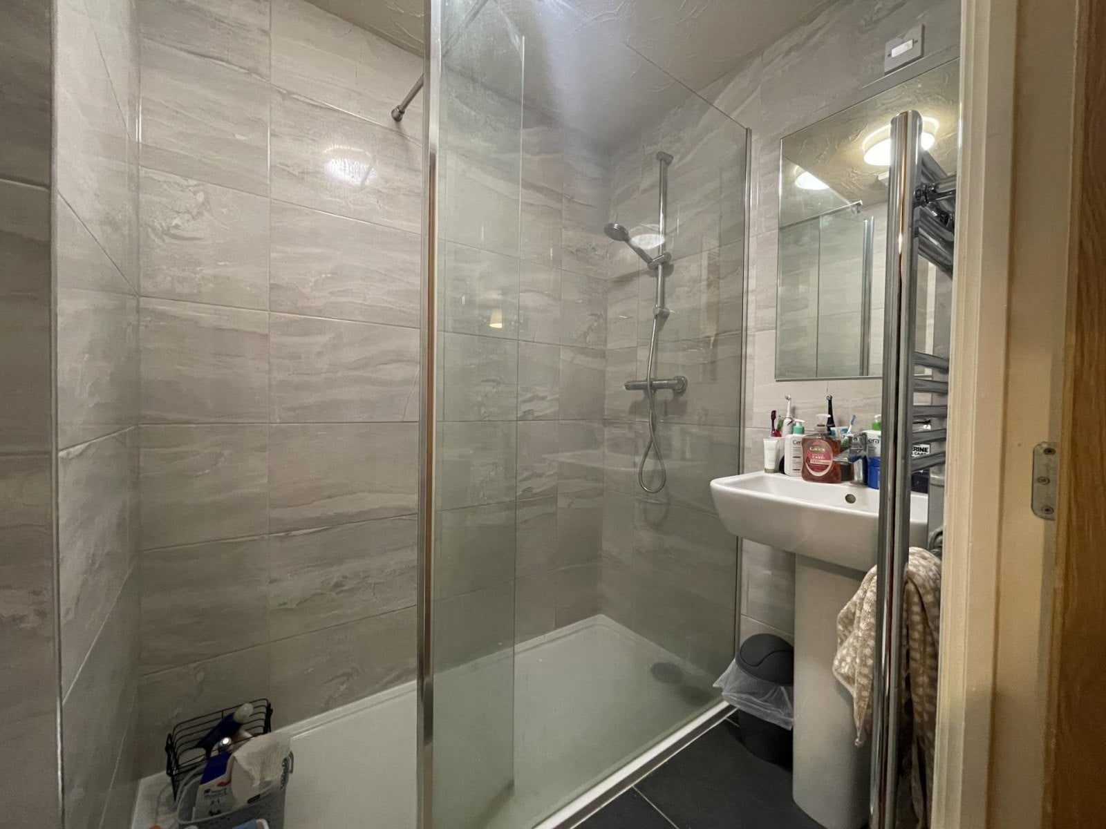 Room Kingfisher Way in Charnwood