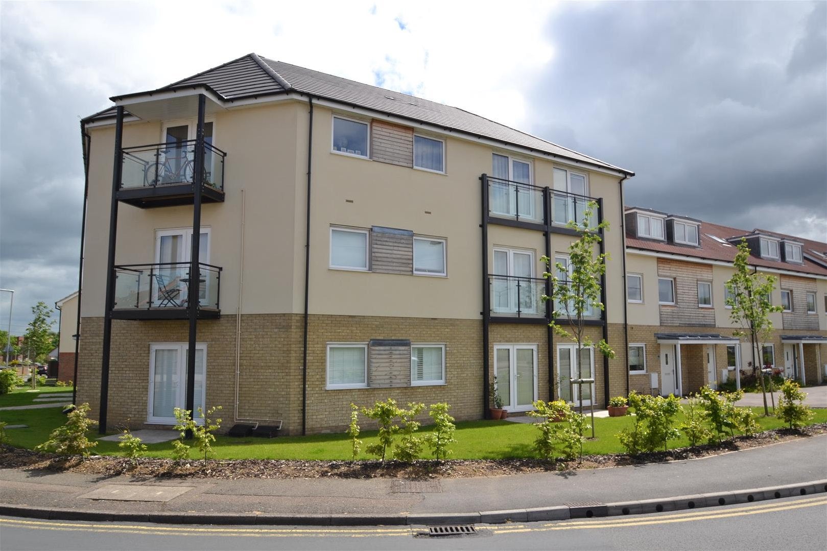 Flat The Cedars in Broxbourne