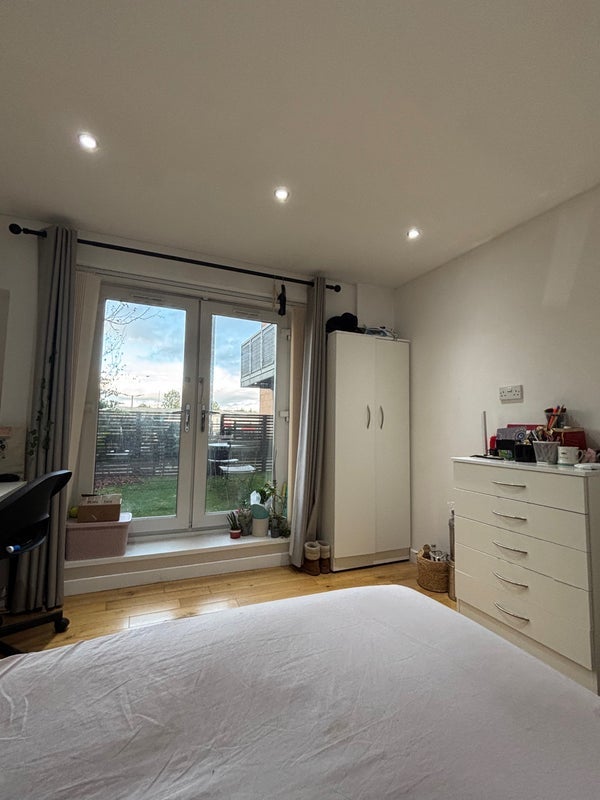 Room Fairlie Park Drive in Glasgow