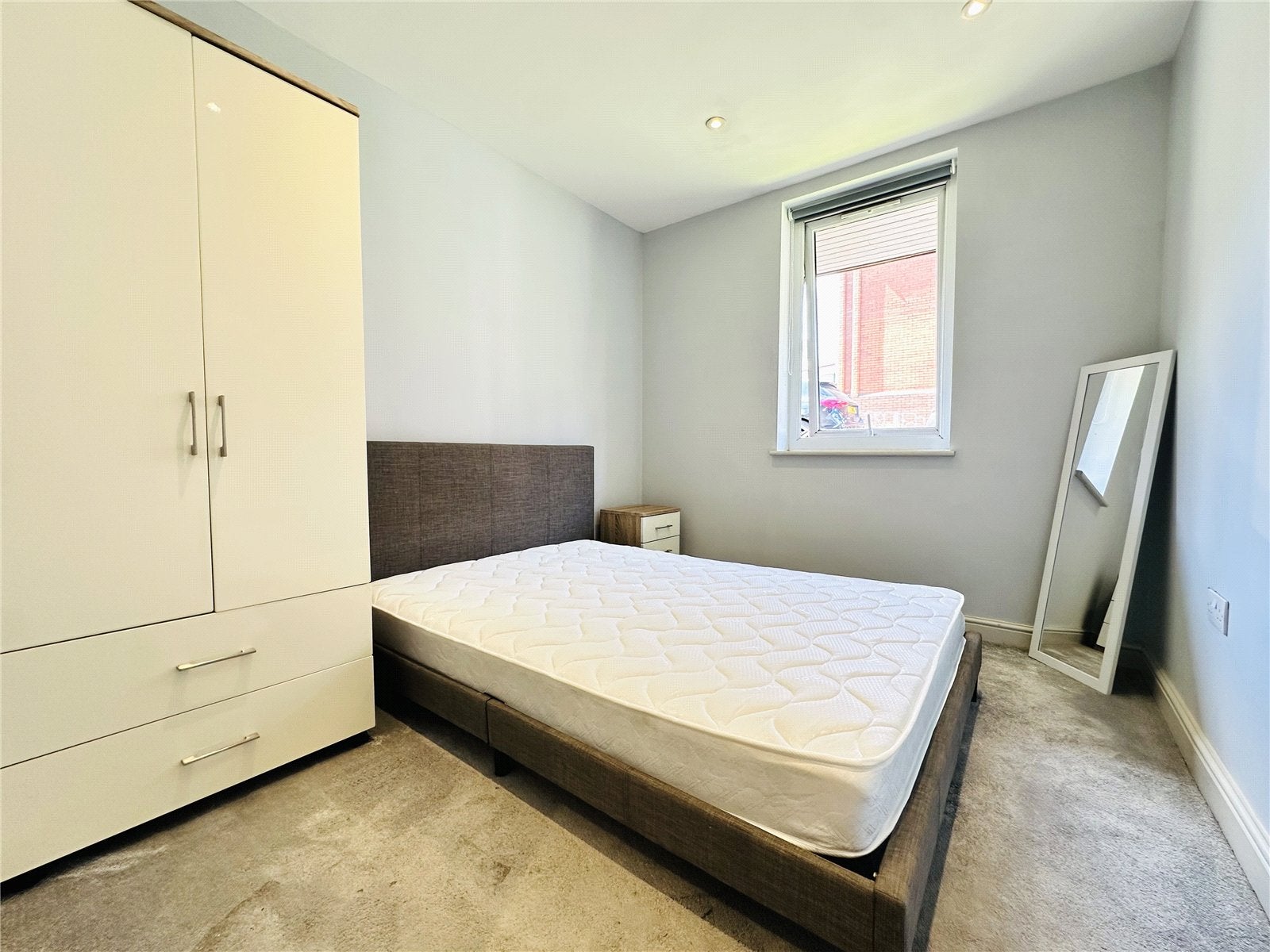 Flat Lower Brunswick Street in Leeds