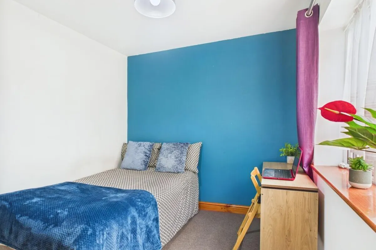 Room Cambridge Street in Norwich