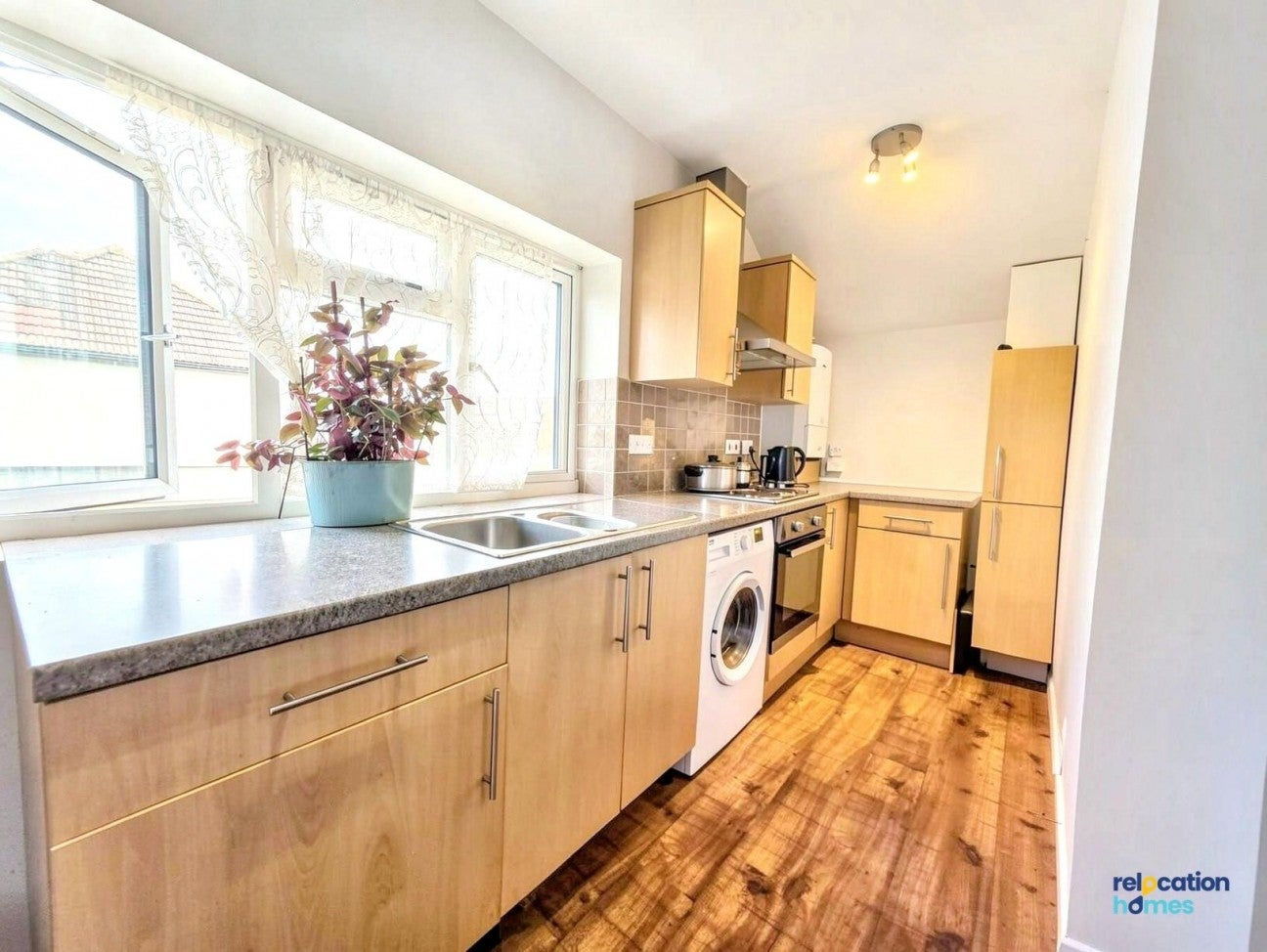 Flat Glyn Road in Greater London