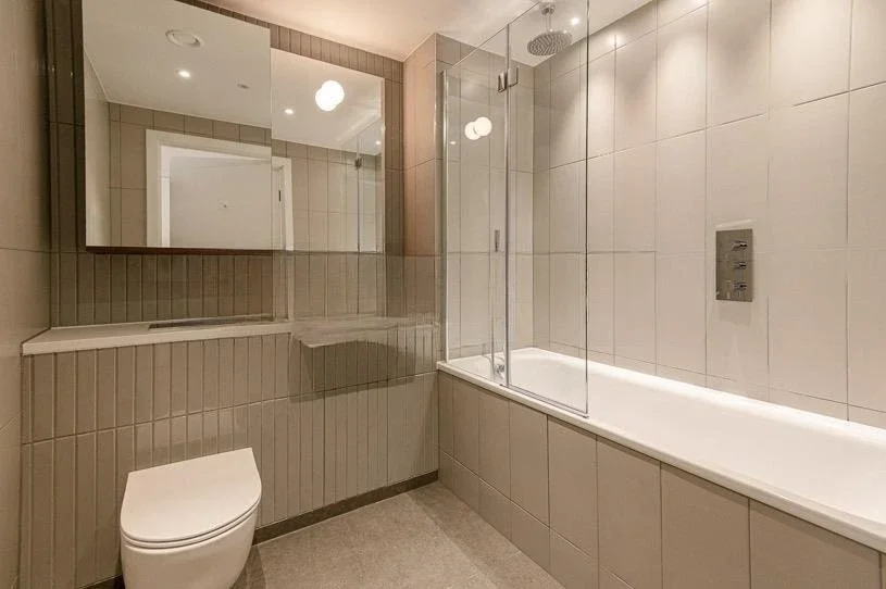 Flat Mount Pleasant in Greater London