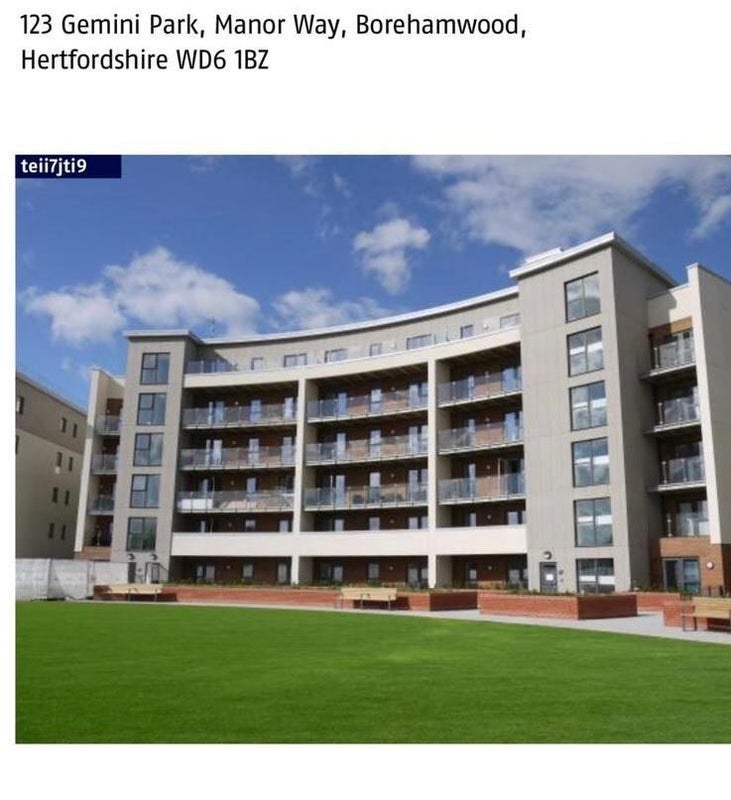 Flat Elstree Way in Hertsmere