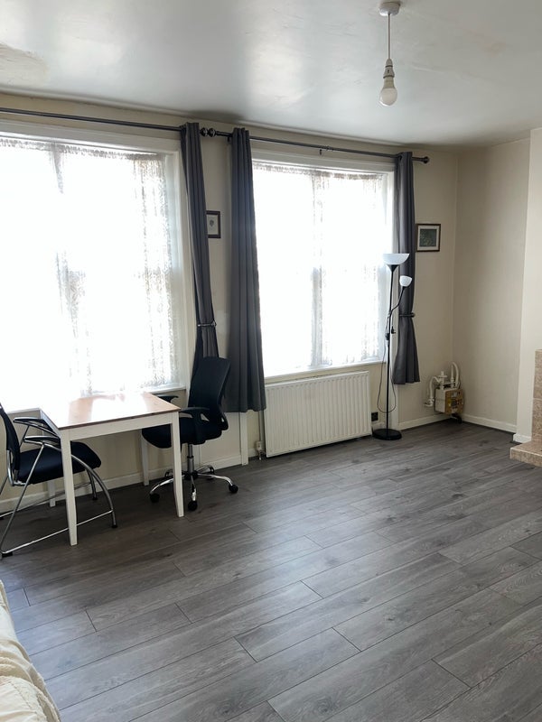 Room Stamford Hill in Greater London