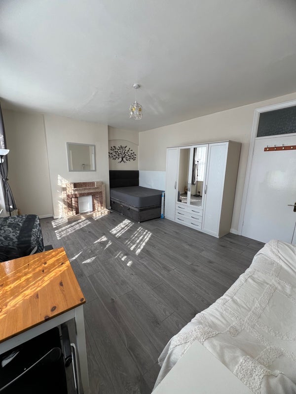 Room Stamford Hill in Greater London