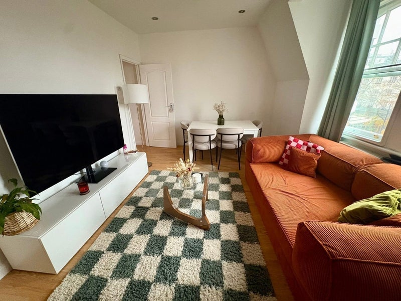 Flat Haverstock Hill in Greater London