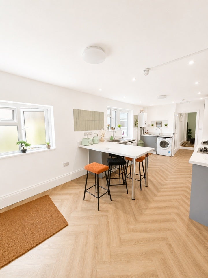 Room Clifton Road in Rugby