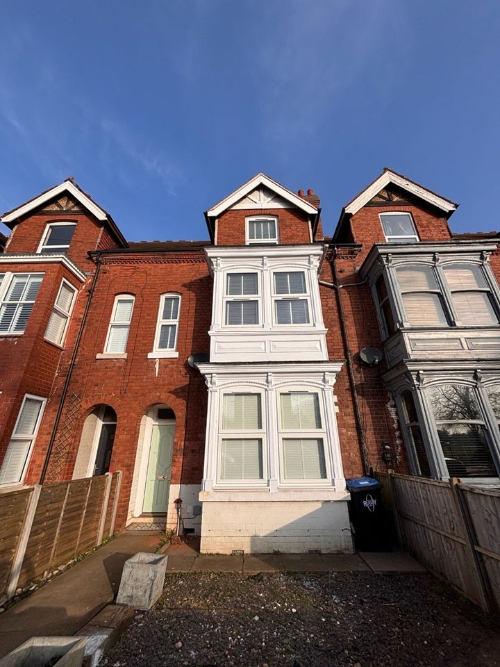 Room Clifton Road in Rugby