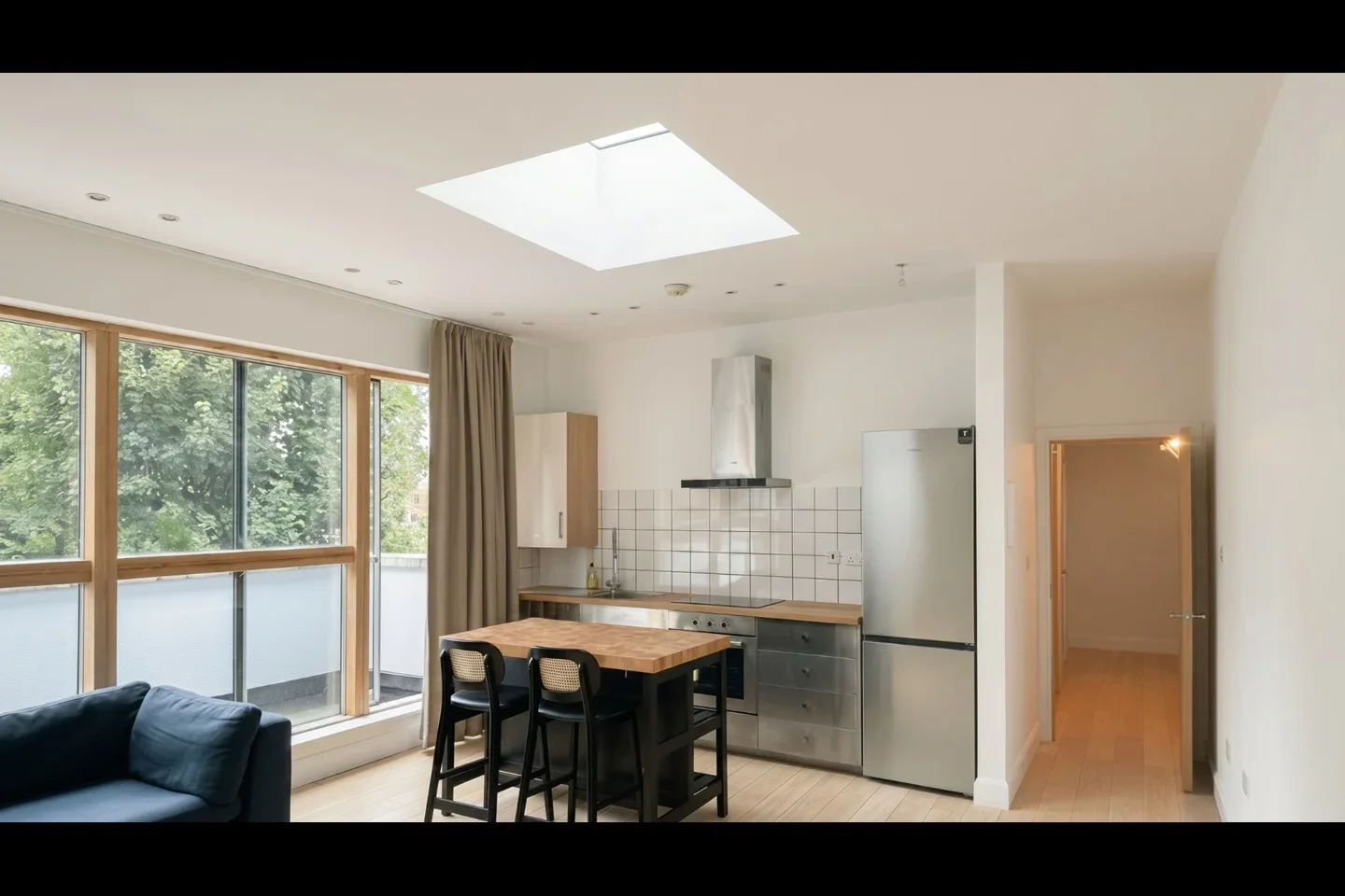 Flat Collison Place in Greater London