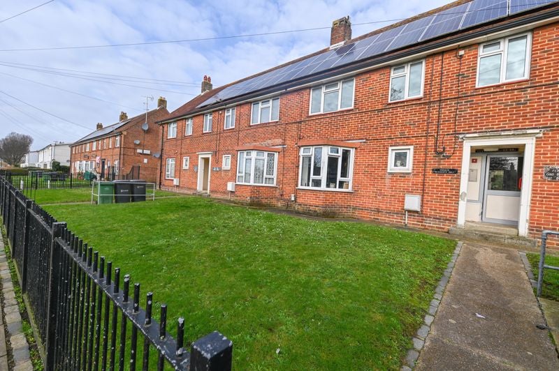 Flat Allaway Avenue in Portsmouth
