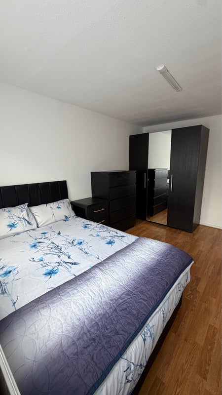 Room Kennard Road in Greater London