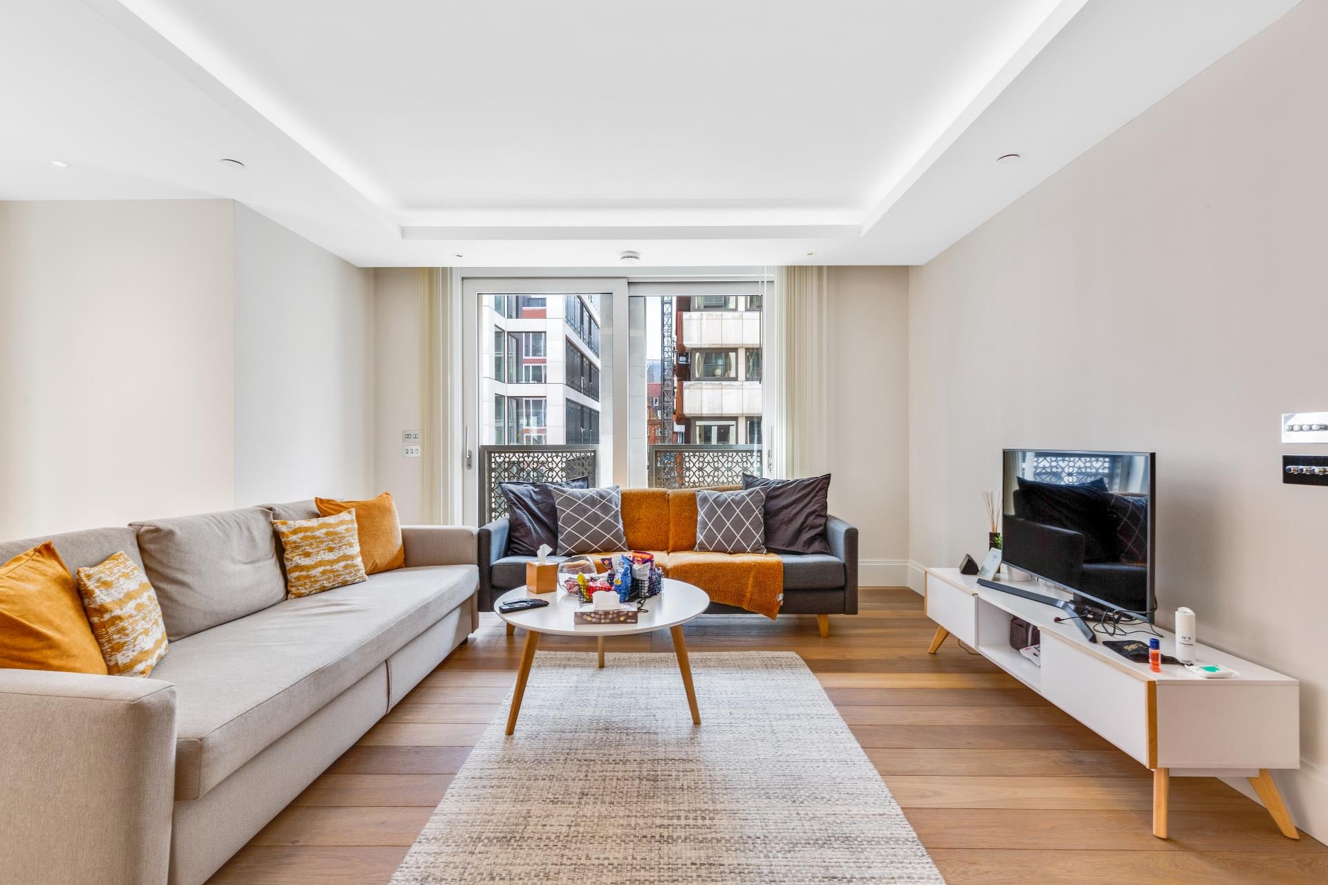 Flat Strand in City of Westminster